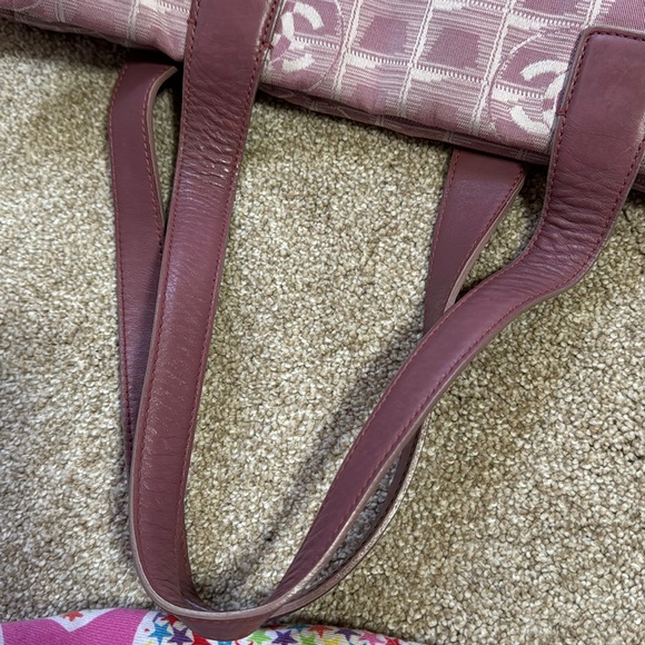 Chanel Tote - Picture 9 of 9